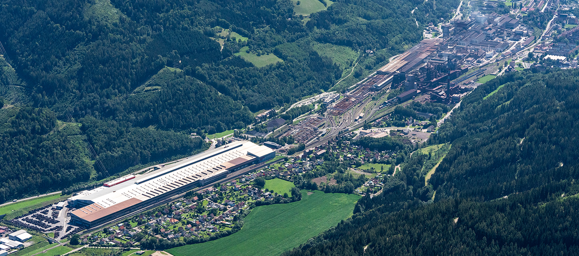 Drohnenaufnahme des Werksgeländes der voesalpine